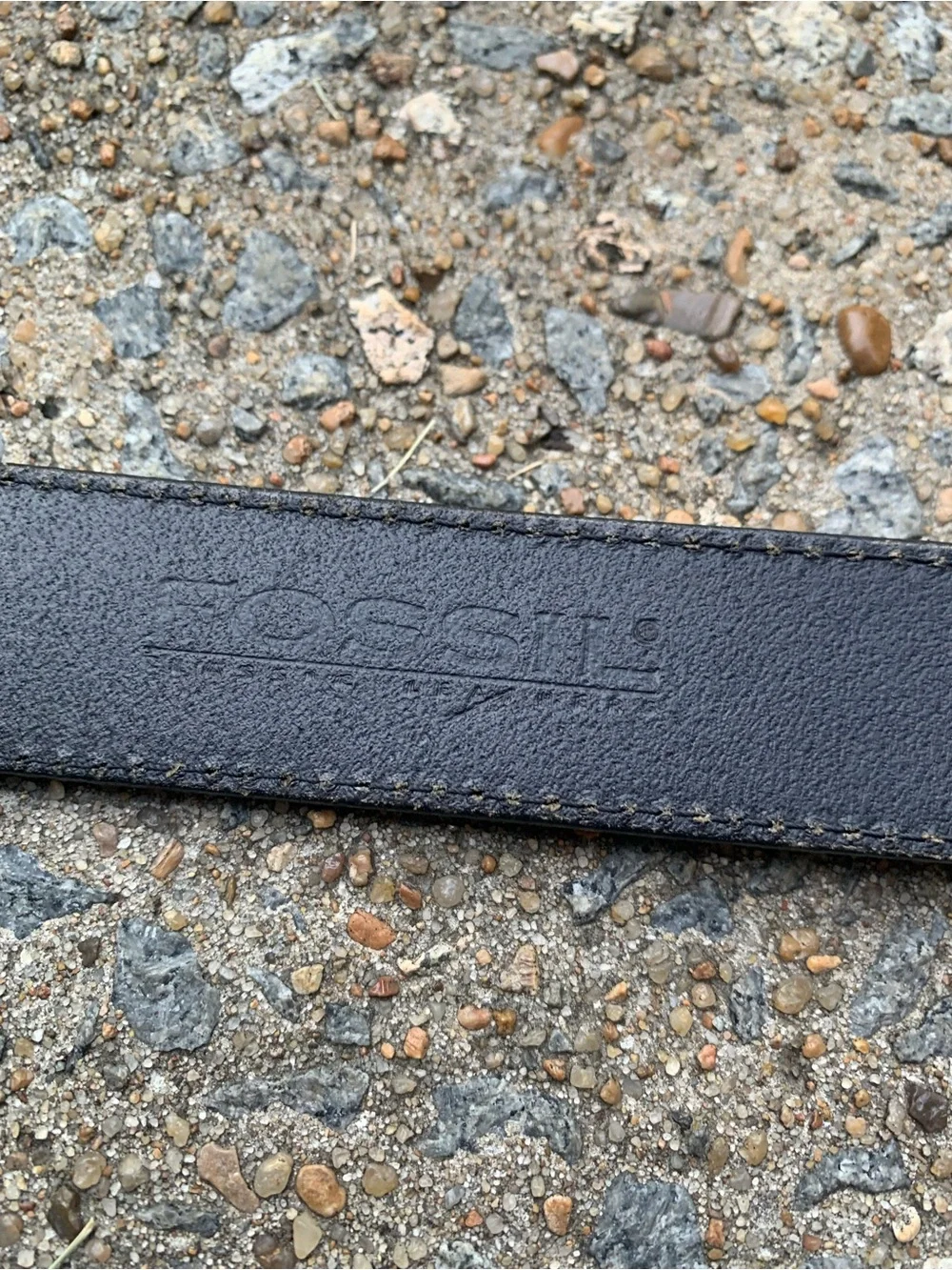 Fossil classic black